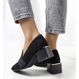 Brogues pretos no poste Arden 2