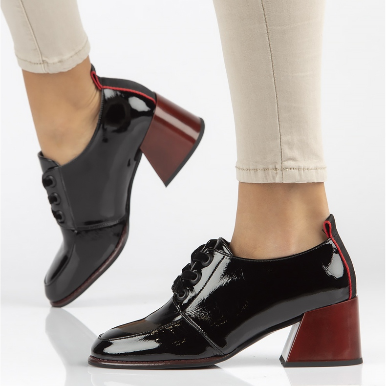 Sapatos de couro Filippo DP3732 / 22 Bk preto 1