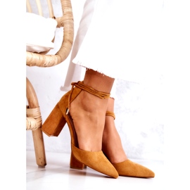 FB2 Bombas em uma barra amarrada em alface de camelo marrom amarelo 4