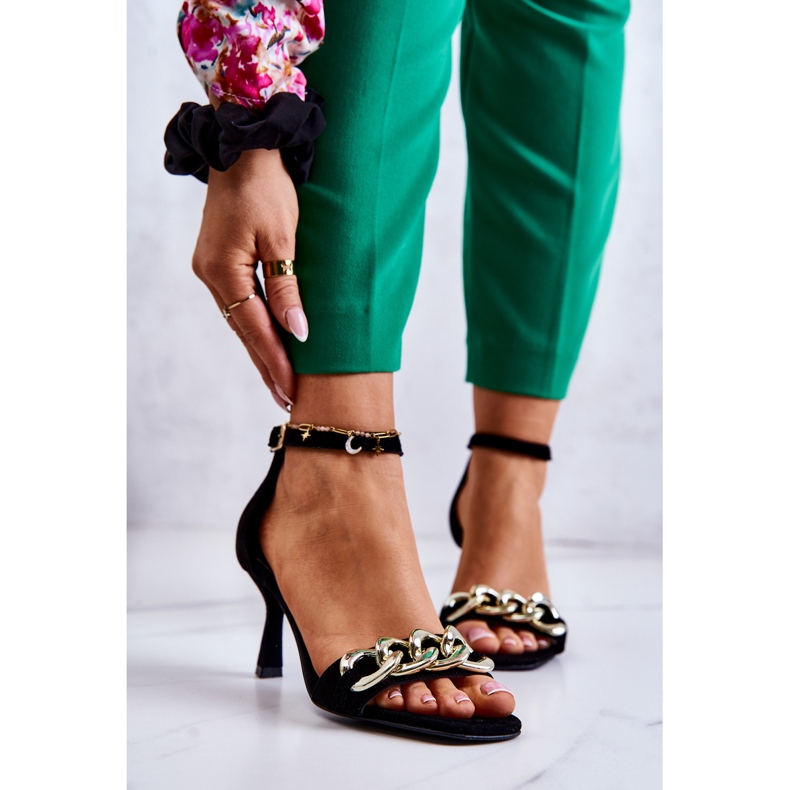 Sandália de salto alto em camurça Laura Messi 2366 Preto 1