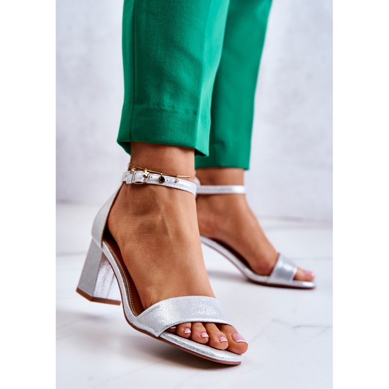 Vinceza Sandálias femininas da moda em um salto prata Lucida 2