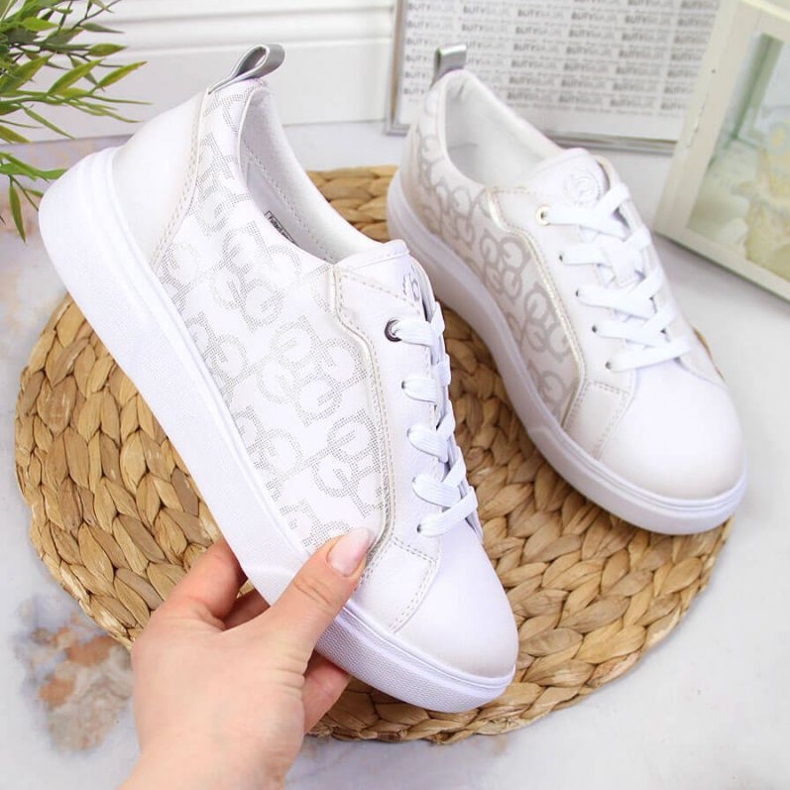 Tênis branco Bugatti W JJ253151 bege dourado 1