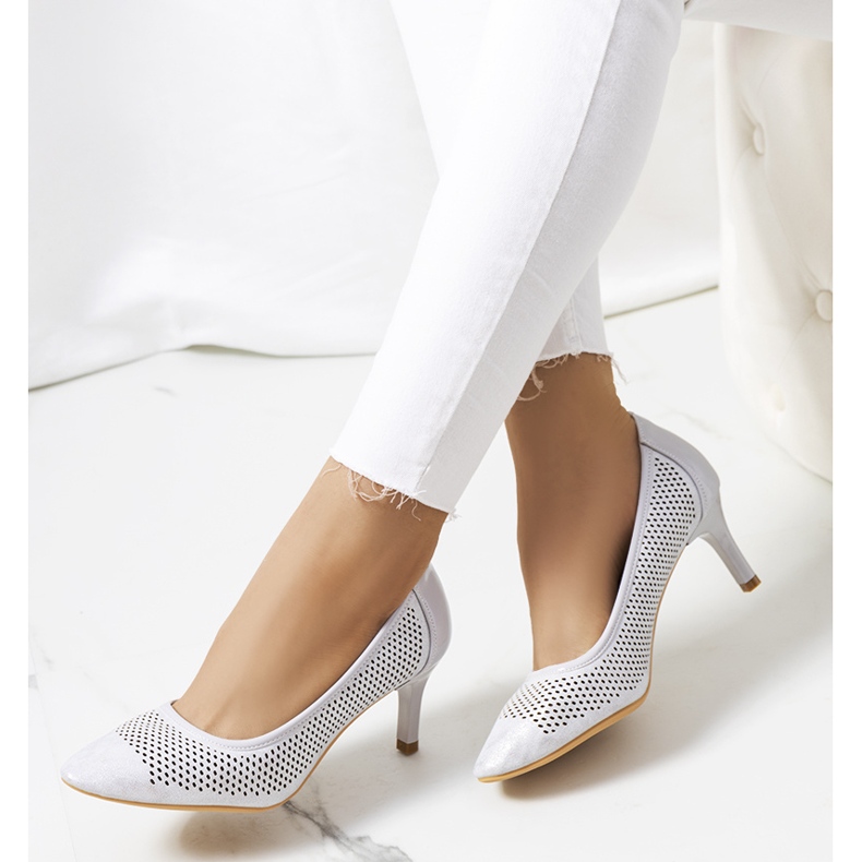 Bombas cinzentas a céu aberto com salto Carling prata cinza 1 Bombas cinzentas a céu aberto com salto Carling prata cinza 1