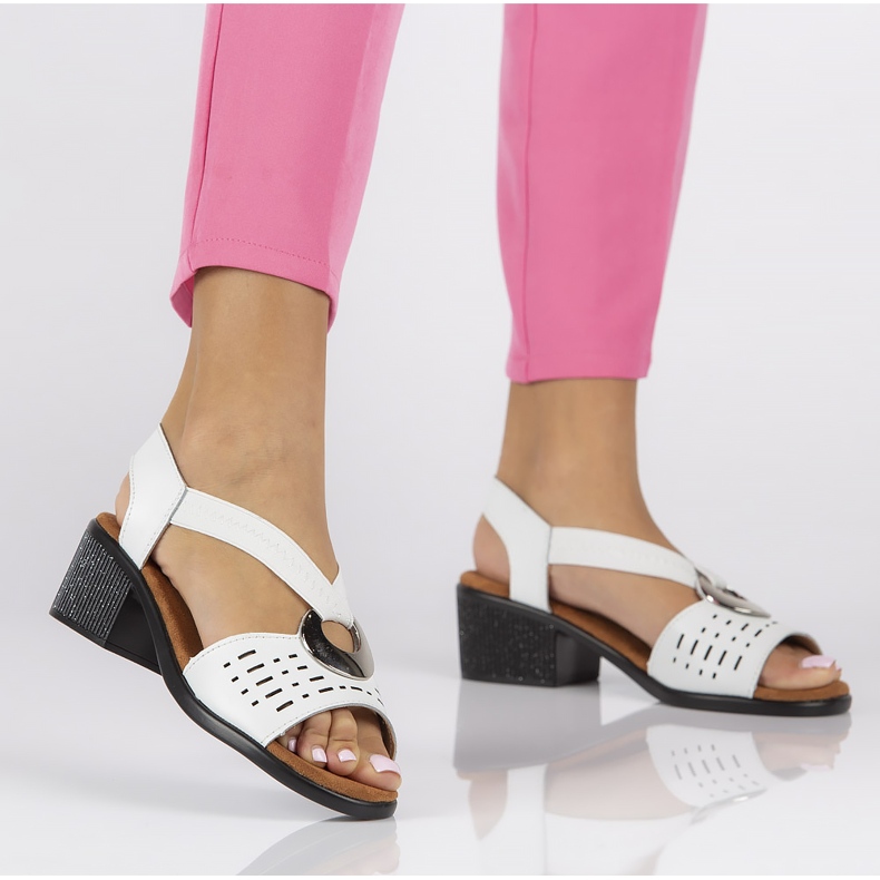 Sandálias de couro Filippo DS2308 / 22 Wh branco 1