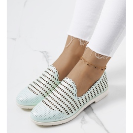 Mocassins femininos a céu aberto Naja verde 1