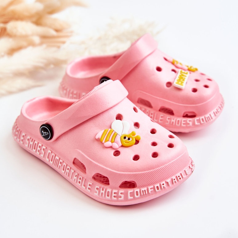 Chinelos infantis leves com decoração Bertis rosa 2 Chinelos infantis leves com decoração Bertis rosa 2