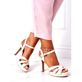 PW1 Sandálias elegantes em um bar bege Anastasia 4