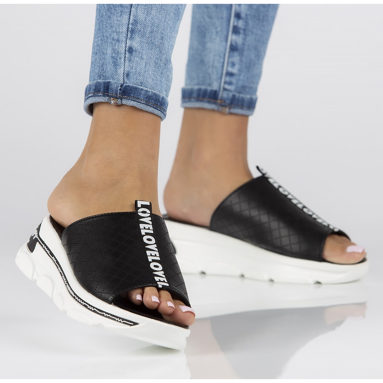 Chinelos de couro Filippo DK3679 / 22 Bk preto 1