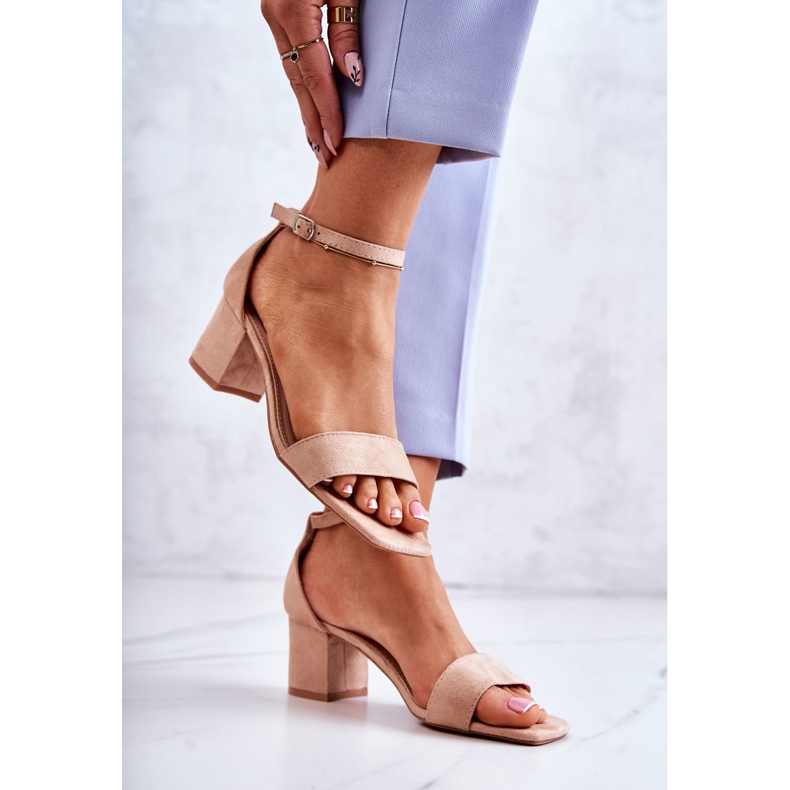 Vinceza Sandálias de camurça na moda em um bar bege Rovena 2