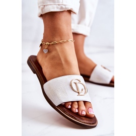 Chinelos femininos de couro Nicole 2735 branco e dourado 2