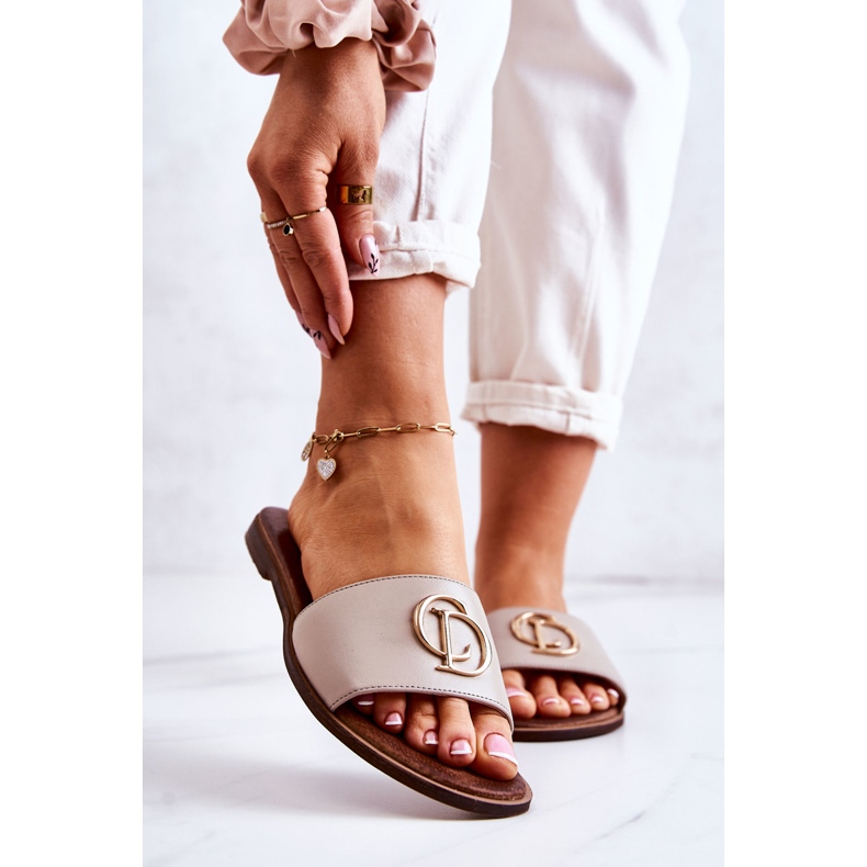 Chinelos femininos de couro Nicole 2735 bege 1