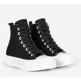 Tênis preto em uma sola alta Natasha 1