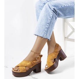 Sandálias Brown Chapel castanho 1