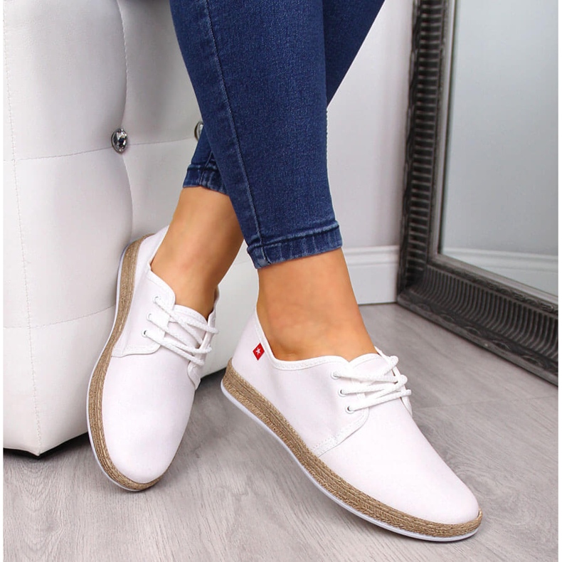 Sapatilhas alpargatas brancas de mulher Big Star FF276043 branco 1