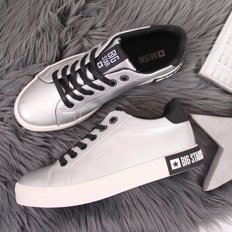 Tênis cano baixo para mulher com couro eco prata Big Star II274034 1