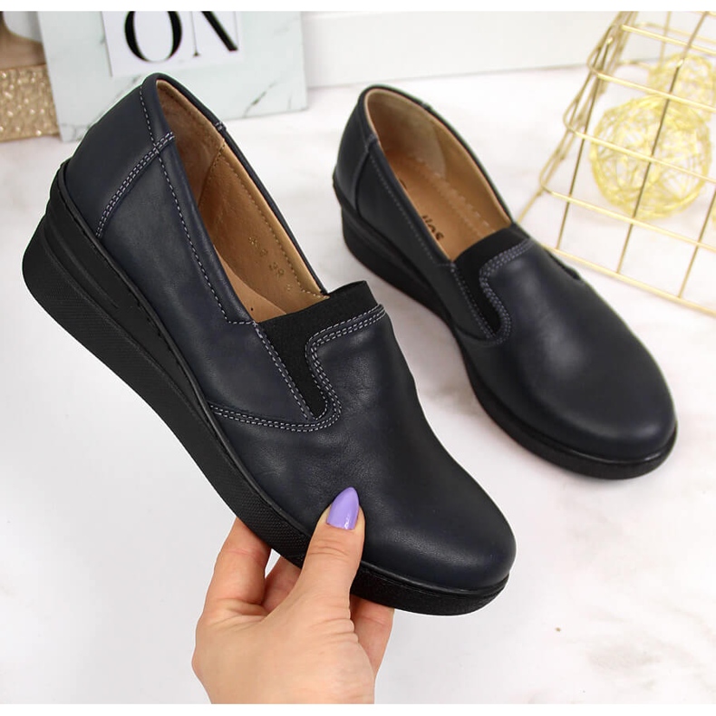 Sapatos de couro feminino confortáveis, azul marinho Helios 349 azul-marinho 2