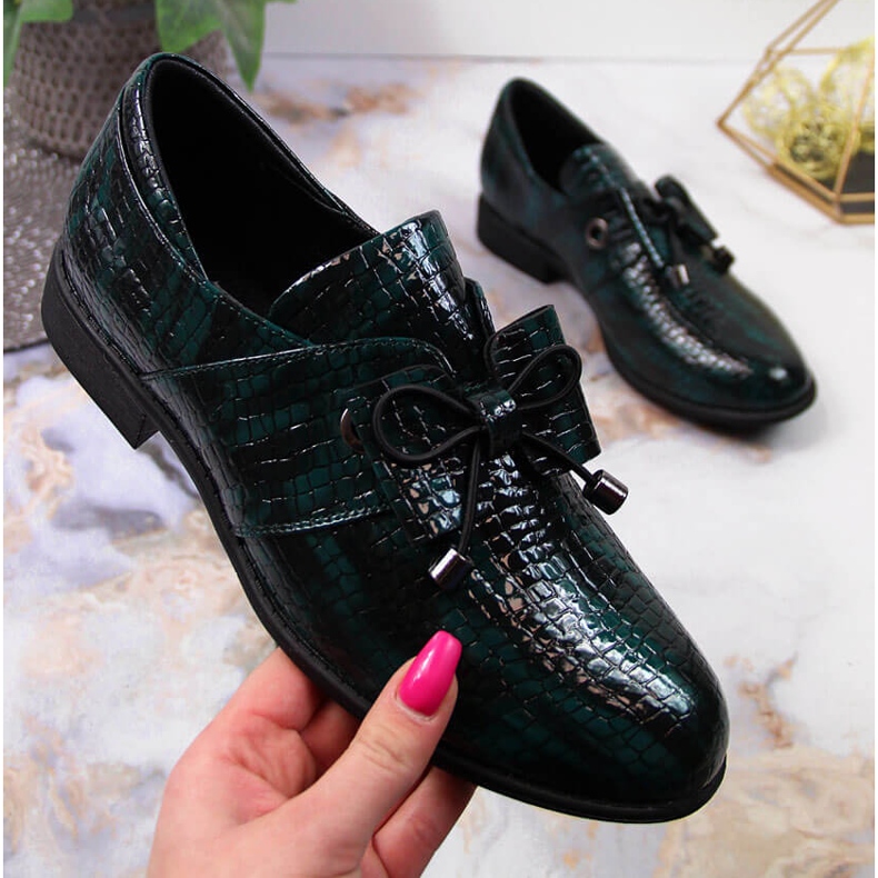 Sapatos femininos lacados Jezzi verde com laço 1