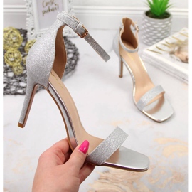Sandália de salto alto prata Vinceza 1
