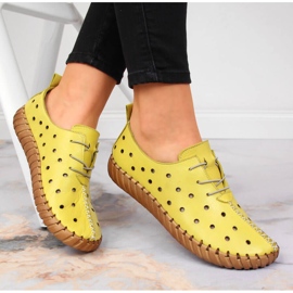 Confortáveis ​​sapatos de couro amarelo Artiker 1