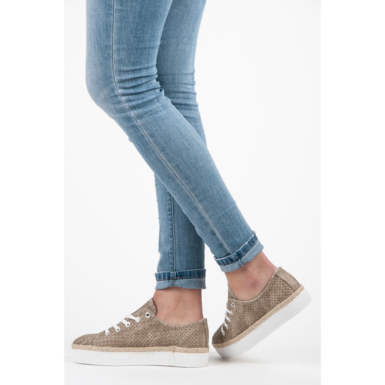 Kylie Tênis a céu aberto na plataforma marrom 2