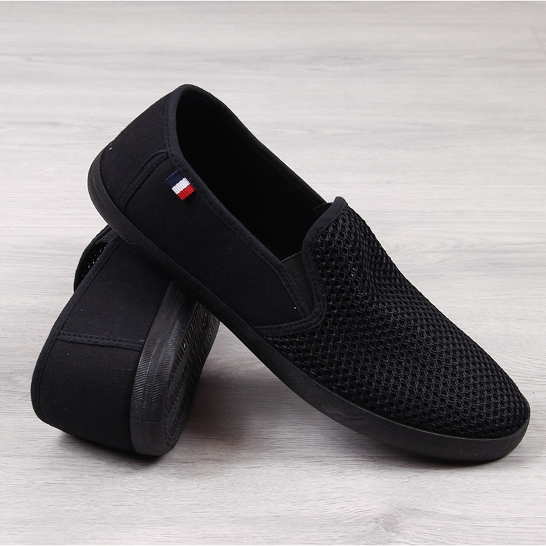 Tênis masculino Atletico preto vazado 1