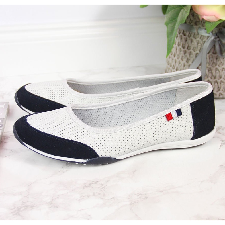 Bailarinas femininas a céu aberto Filippo branco e azul marinho 1