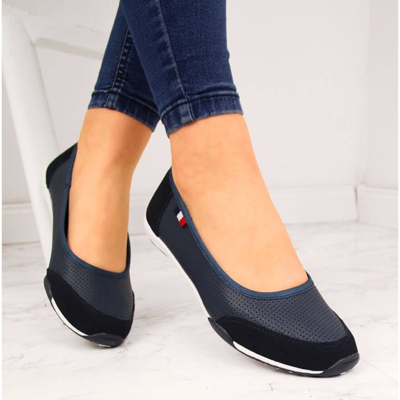 Bailarinas femininas de couro azul marinho Filippo 1