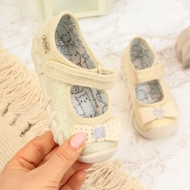 Chinelos bailarinas de menina com velcro bege com laço Befado 1 Chinelos bailarinas de menina com velcro bege com laço Befado 1