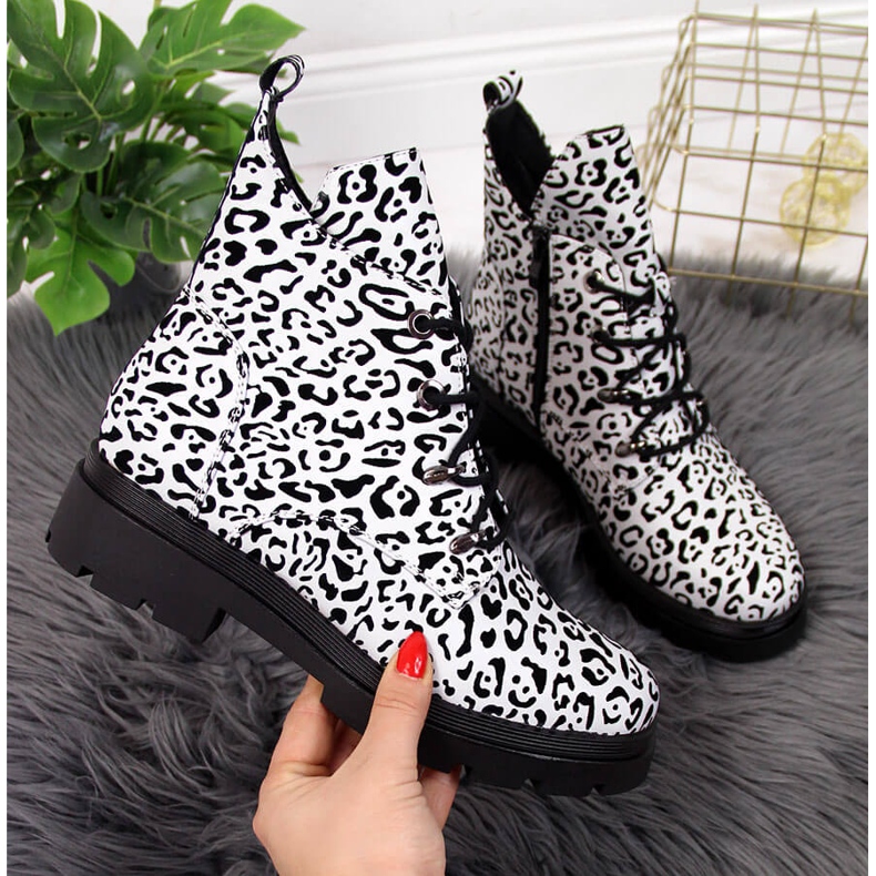 Botas de mulher com isolamento branco Filippo 2