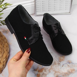 Sapatos formais para comunhão de menino preto Kornecki 6120 1
