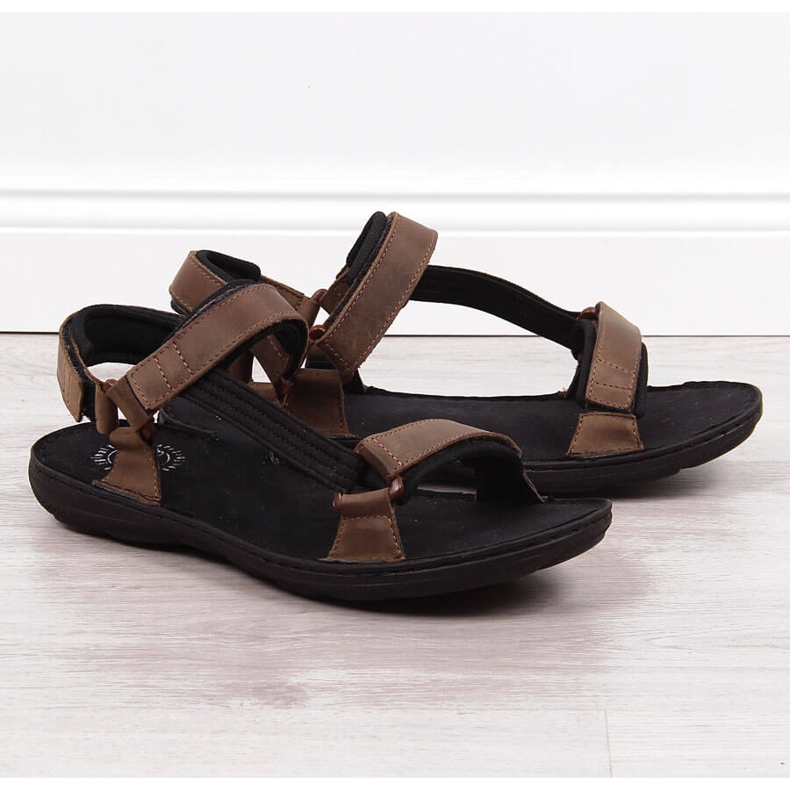 Sandálias de homem em pele com velcro castanho Łukbut 990 marrom 1