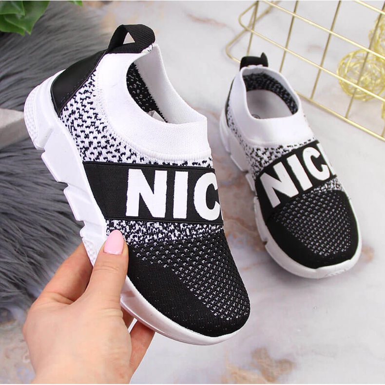 Calçado esportivo infantil McKeylor preto branco 1