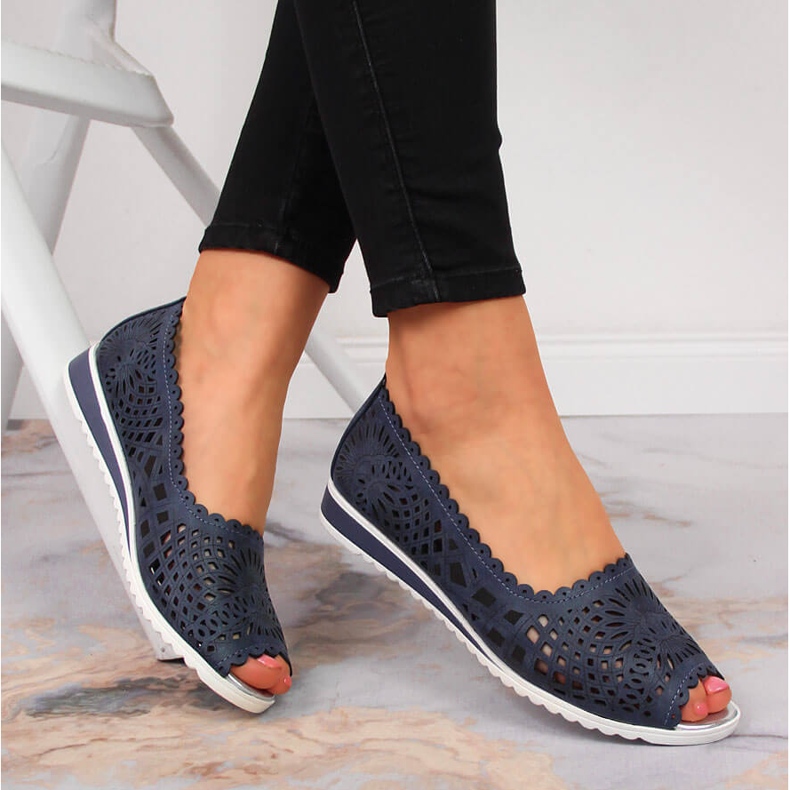 Sapatos femininos vazados, biqueira aberta, azul marinho Jezzi azul-marinho 2