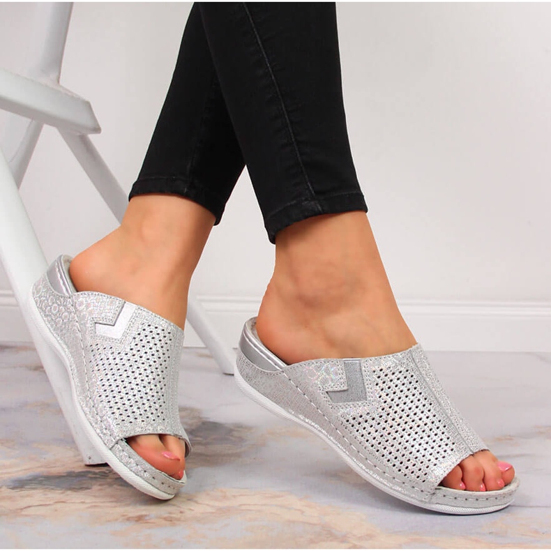 S.Barski Chinelos femininos de couro com cunha prateada S. Barski prata 2