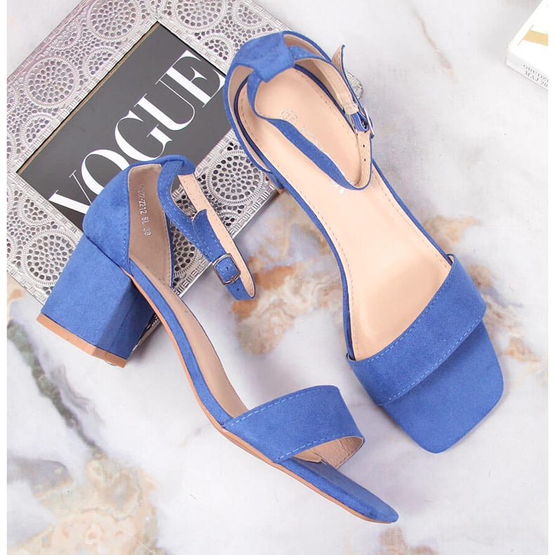 Sandálias femininas no poste azul Vinceza 1