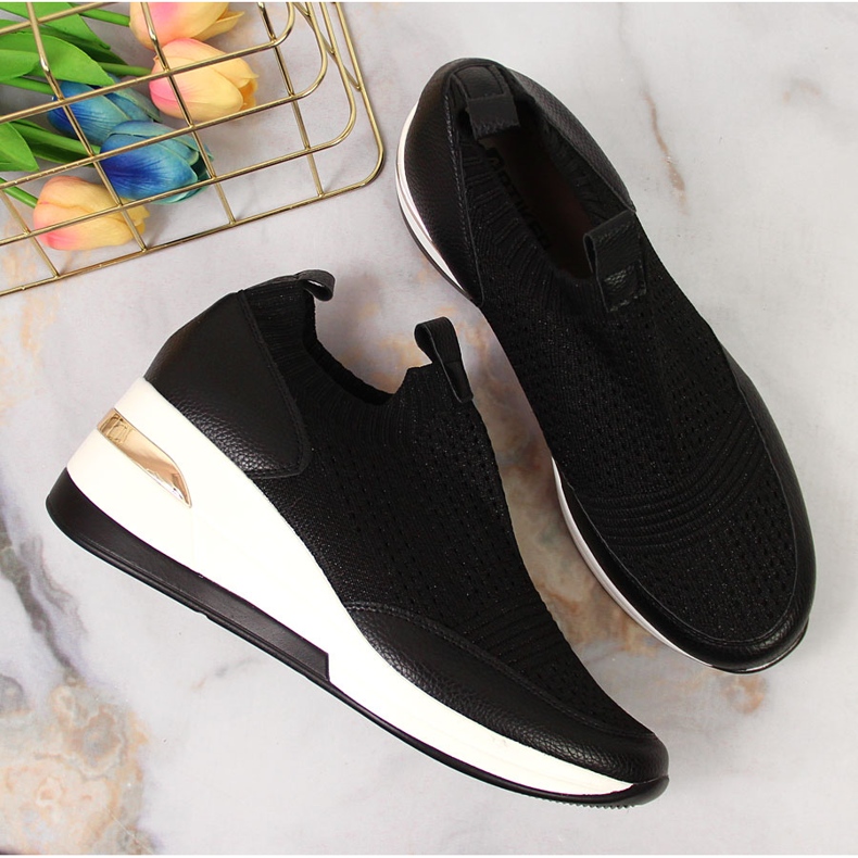 Tênis de cunha preto de mulher Artiker 2