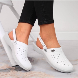 Chinelos sanitários embutidos Inblu brancos para mulheres 1