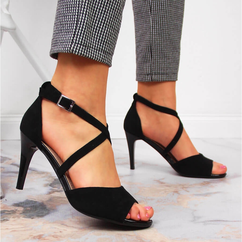 Sandálias femininas pretas Sergio Leone com salto alto preto 2