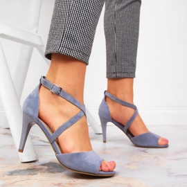 Sandálias femininas em um salto alto azul Sergio Leone 2