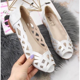 Sapatos de bailarina de mulher prateada Jezzi prata 1 Sapatos de bailarina de mulher prateada Jezzi prata 1