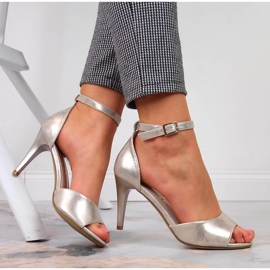 Sandálias femininas de salto alto dourado Sergio Leone 1