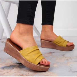 Chinelos de cunha Filippo de mulher amarelos 2