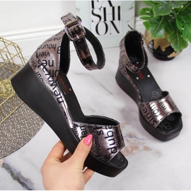 Sandálias de mulher em pele com cunha Artiker metalizada prata cinza 1