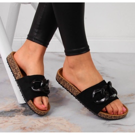 Chinelos femininos Jezzi pretos com corrente 1