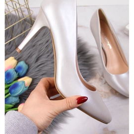 Sapatos em um salto prata pérola Sergio Leone 1 Sapatos em um salto prata pérola Sergio Leone 1