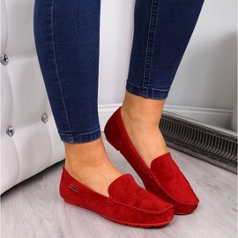 Mocassins de couro vermelho em Vinceza 2