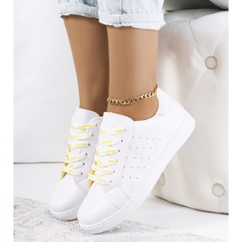 Koho sapatos esportivos brancos e amarelos 1