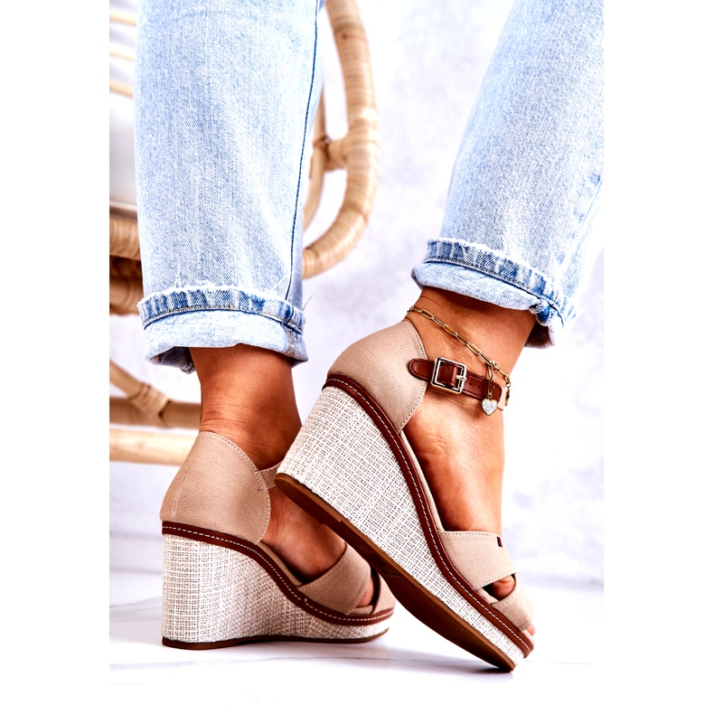 PS1 Sandálias Femininas em Cunha Bege Escuro Veenus castanho 4