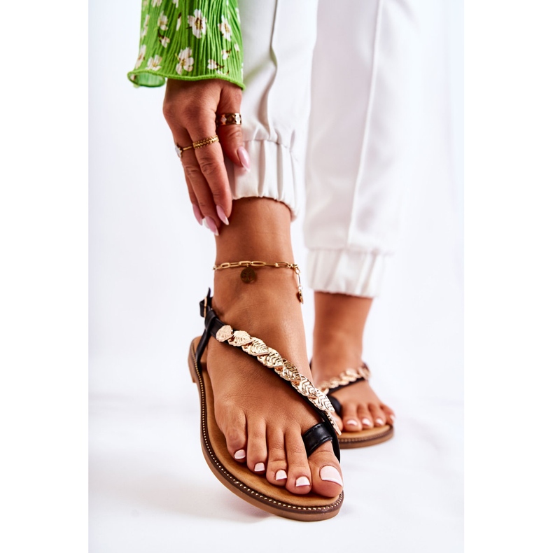 FJ1 Sandálias femininas com enfeites no cinto preto Alamis 1