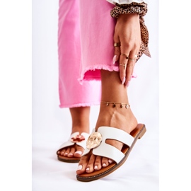 FJ1 Chinelos femininos confortáveis ​​com enfeite branco Leila 1